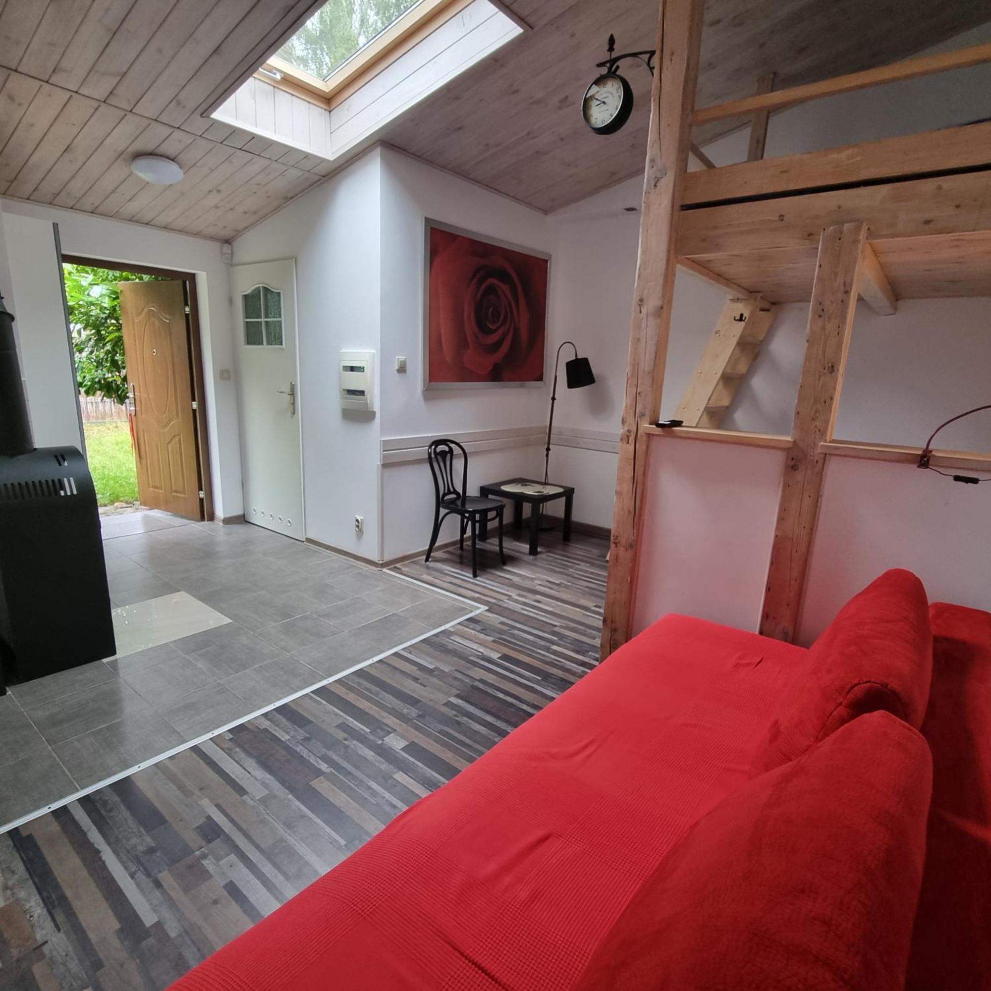 Pokoje I Apartamenty Przy Sosnowej พอดดองบีแย ภายนอก รูปภาพ